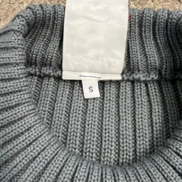 S.N.S. HERNING Knitwear Gray Crewneck Wool Knit Sweater Size Small - Picture 3 of 5